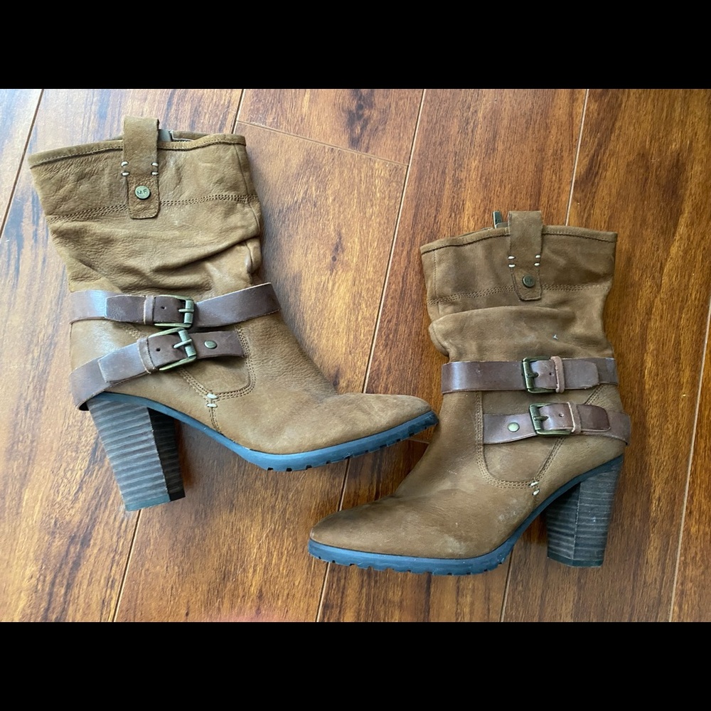 Women’s Camel Suede Slouch bootie